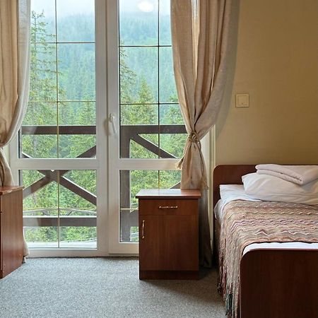 Hotel Crocus Dragobrat Exterior foto